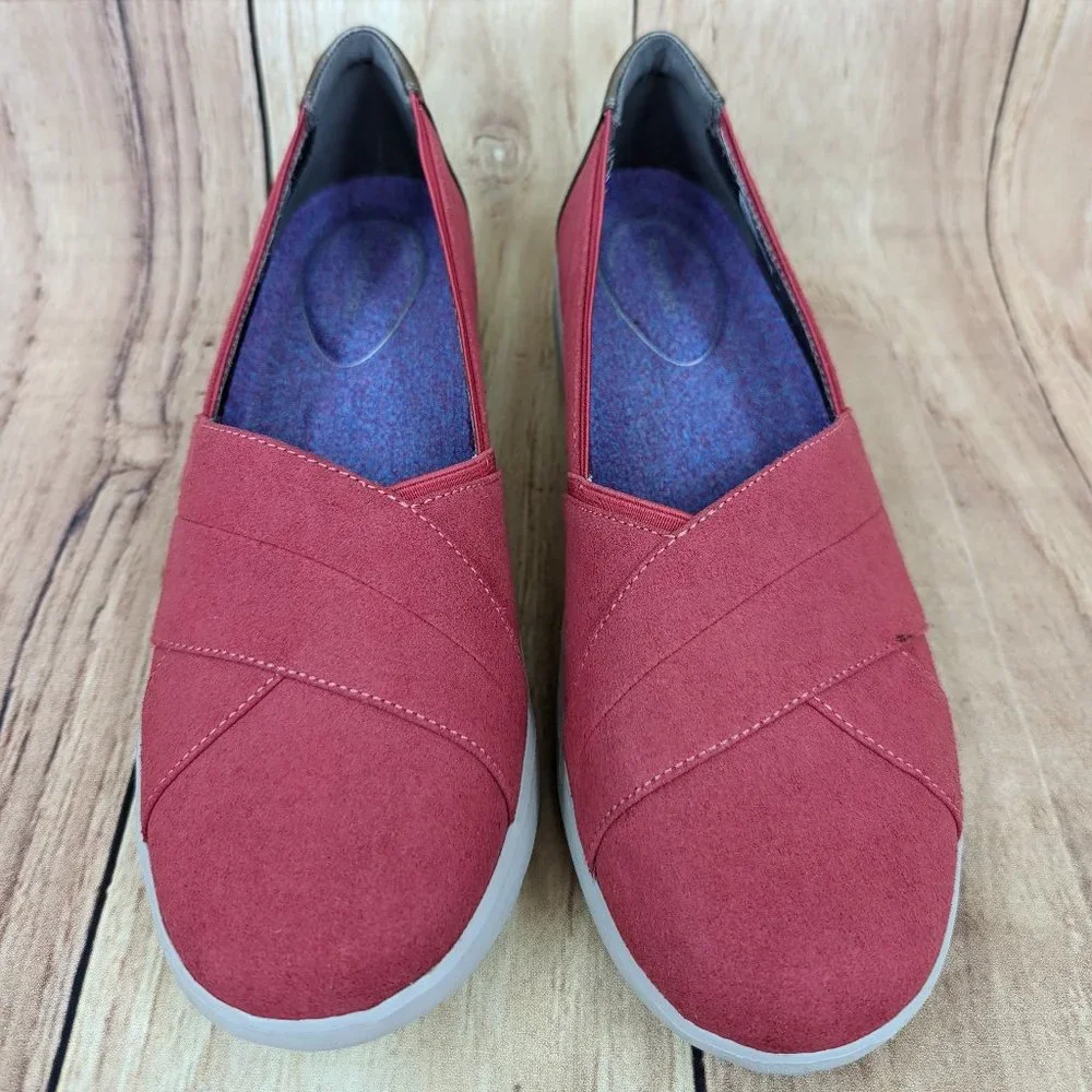 ROCKPORT Emalyn Casual Slip-On Flat Sneaker Coral Sz 8.5 Metallic Heel